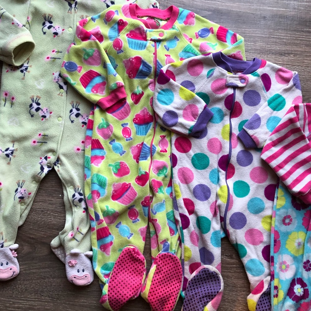 Children’s Place Girls’ Fleece Footie Sleeper Set - Picture 10 of 12